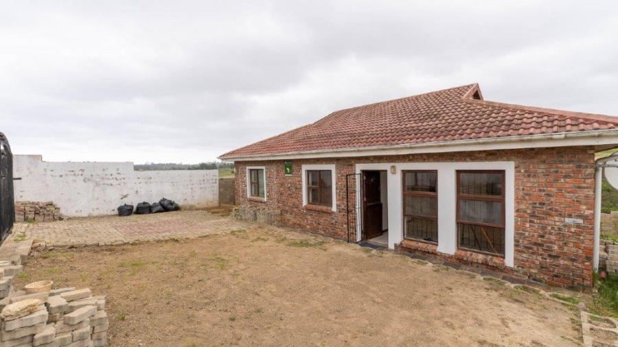 3 Bedroom Property for Sale in Pacaltsdorp Western Cape